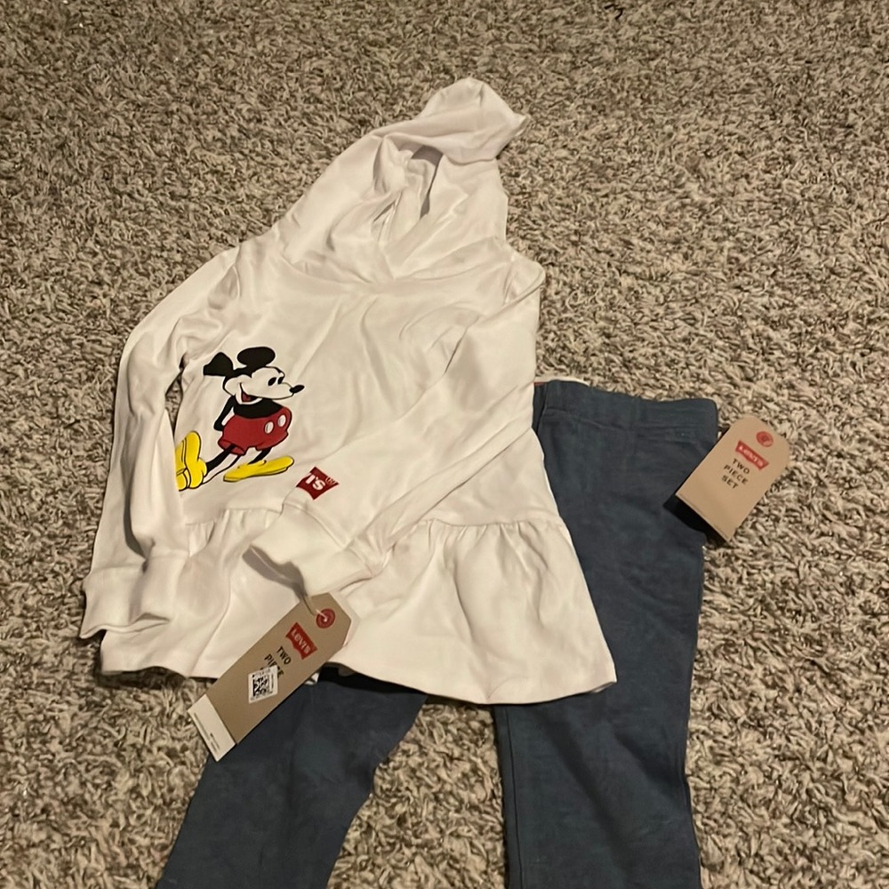 3t Levi’s two piece Mickey Mouse set
